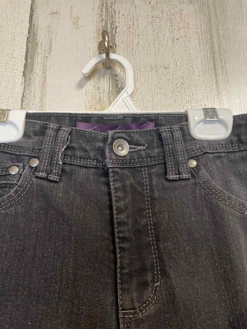 Size 6 Gloria Vanderbilt Jeans
