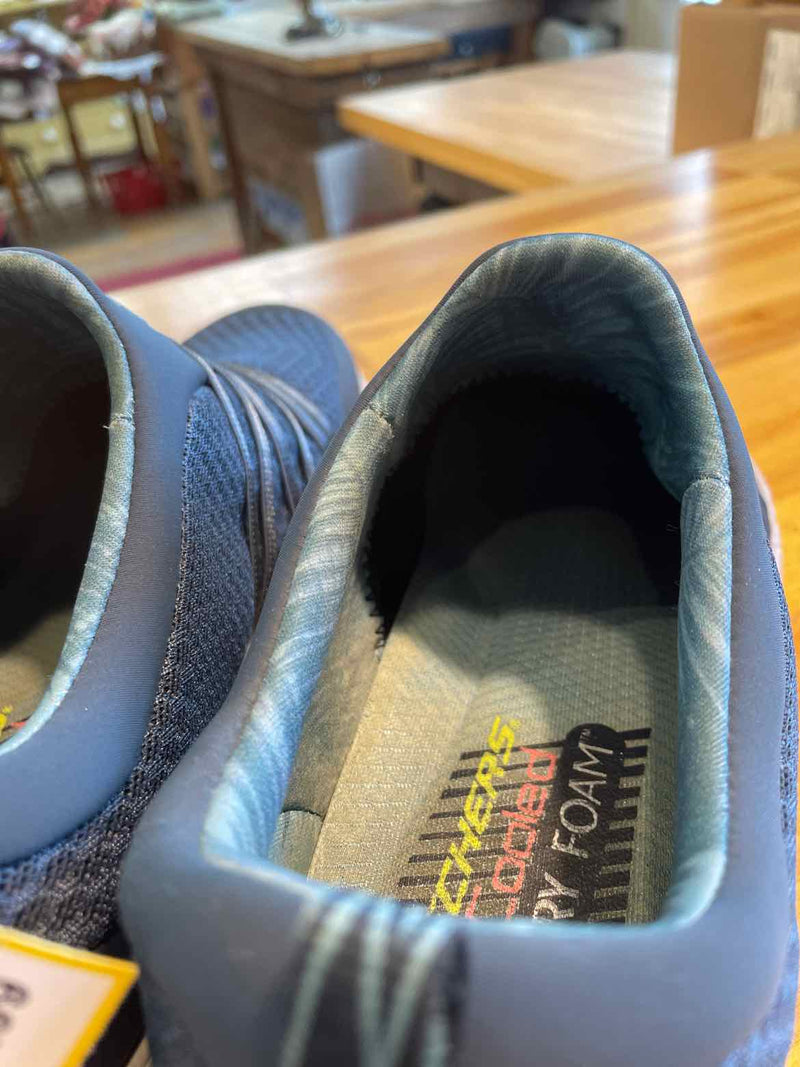 Shoe Size 9.5 Skechers Performance Sneakers