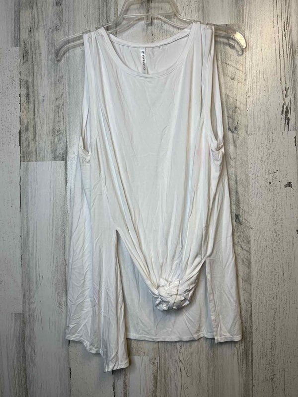Fabletics Size XL Shirt