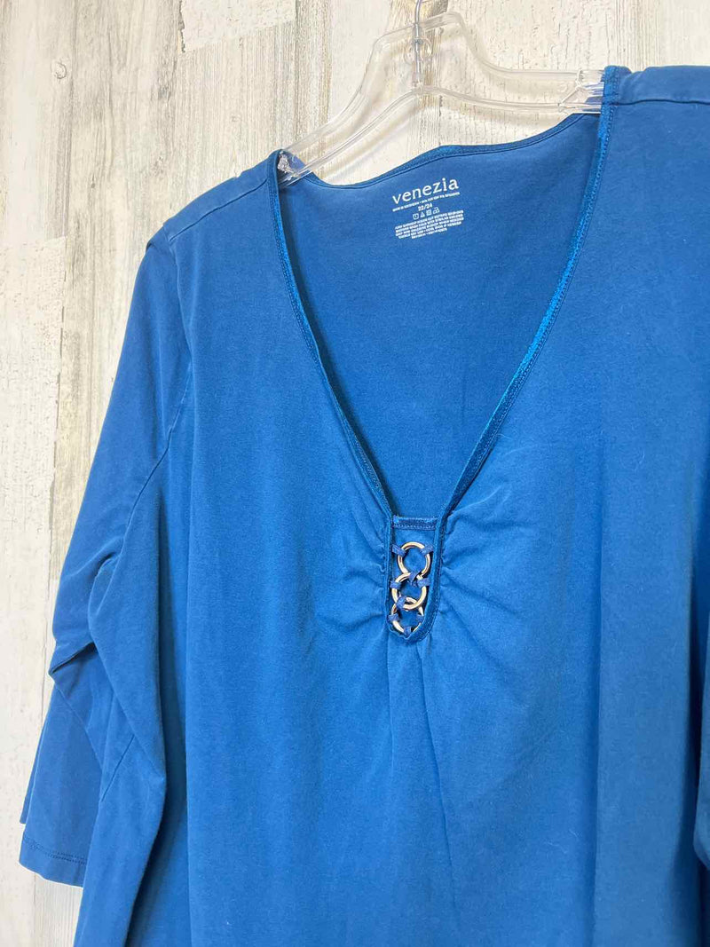 Venezia Size 22/24 Shirt