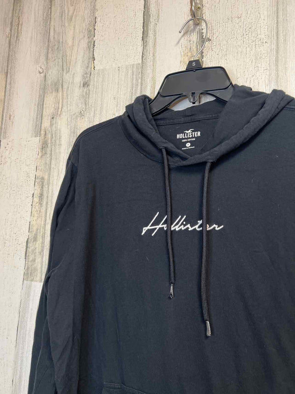 Size M Hollister Hoodie