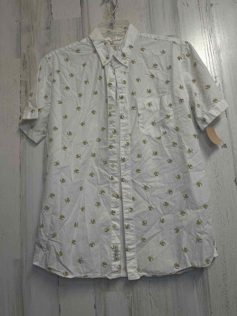 Size M American Eagle Shirt