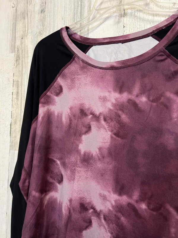 Boutique Size 2X Shirt