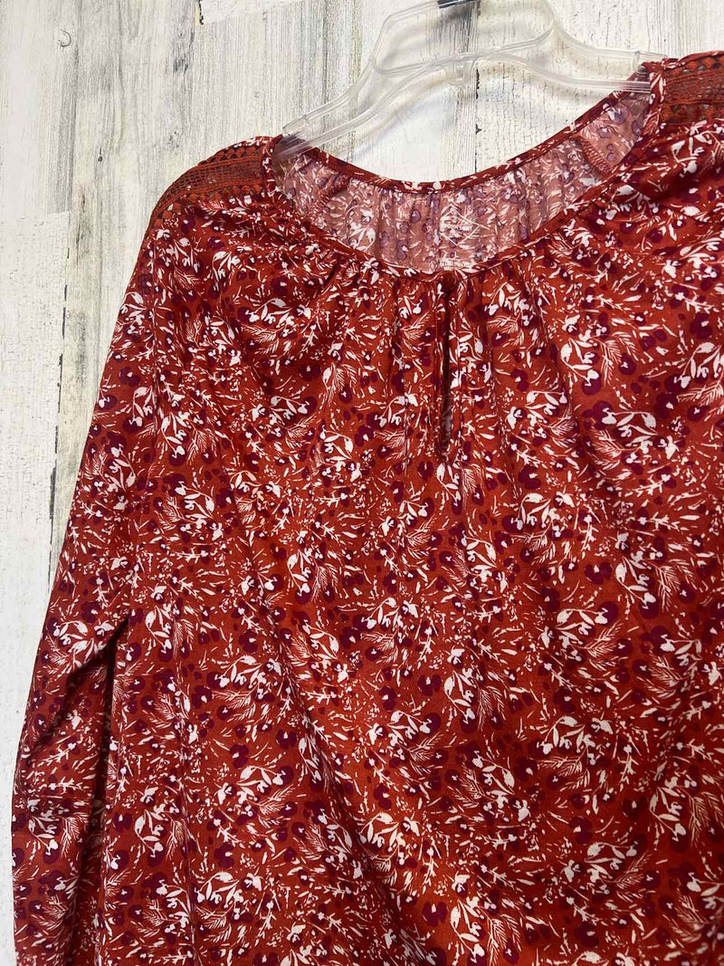 St. John's Bay Size L Shirt