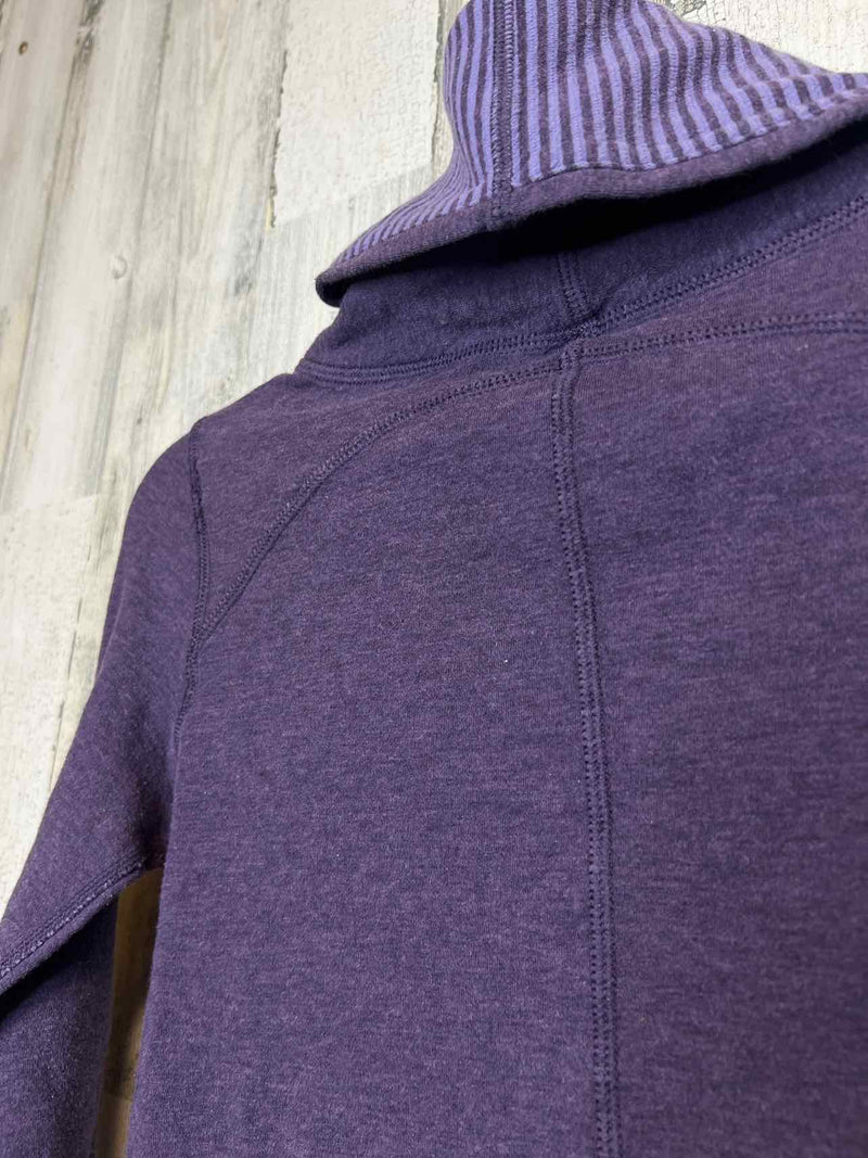 LuLuLemon Size S Sweater