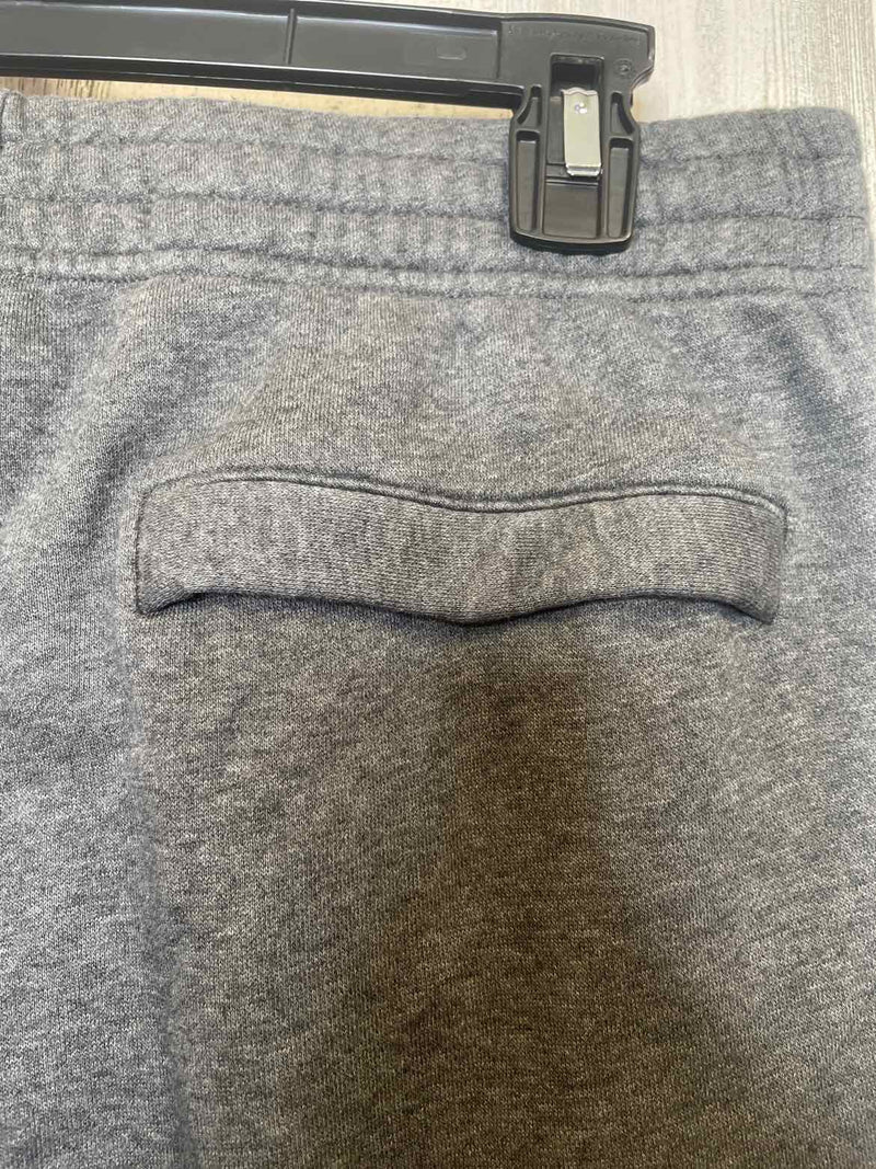 Size M Nike Pants