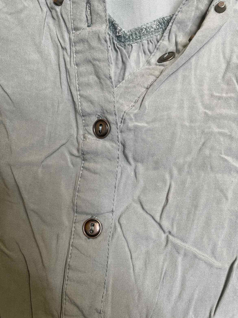 Boutique Size L Shirt