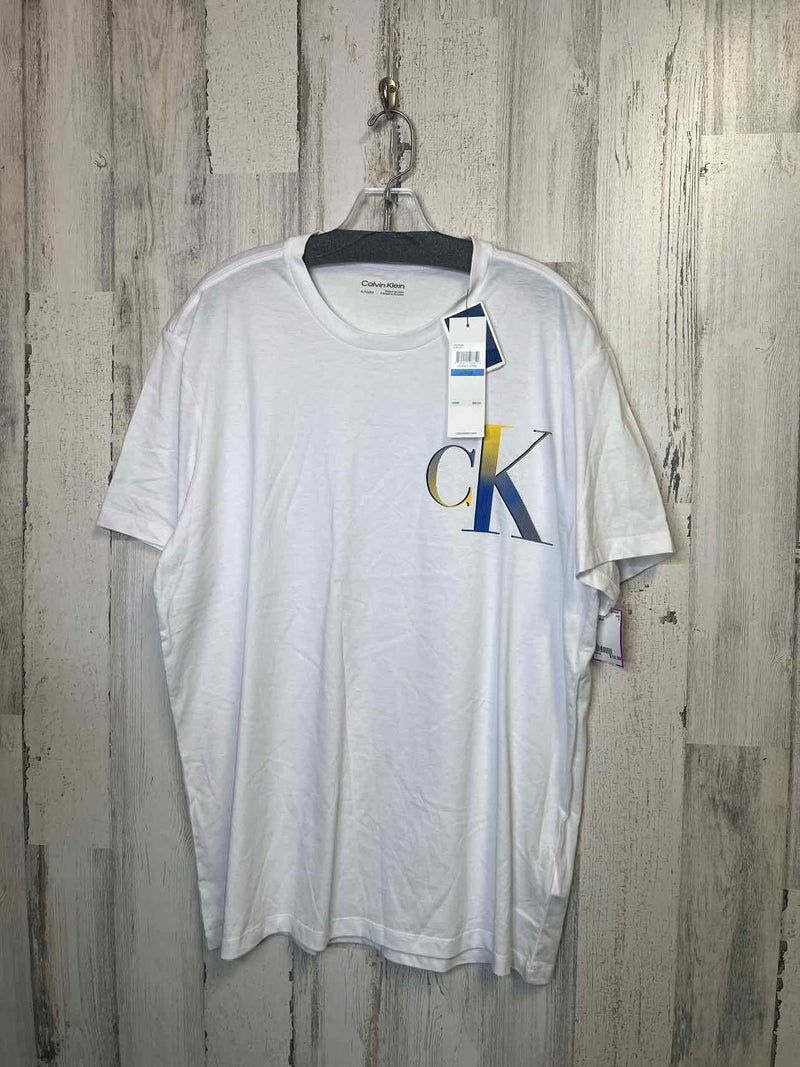 Calvin Klein Size XL Shirt