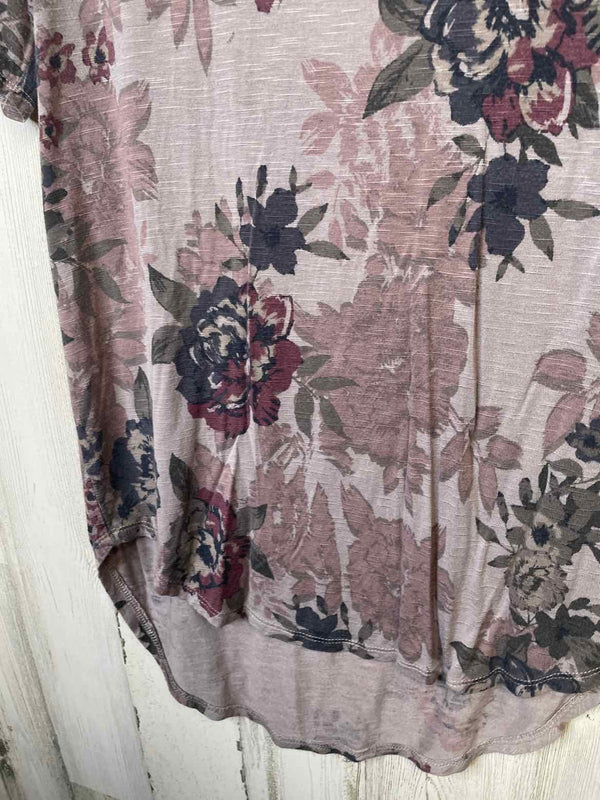 Maurices Size S Shirt