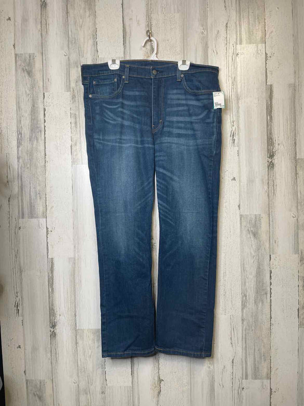 Size 38/32 Levi Strauss & Co. Jeans