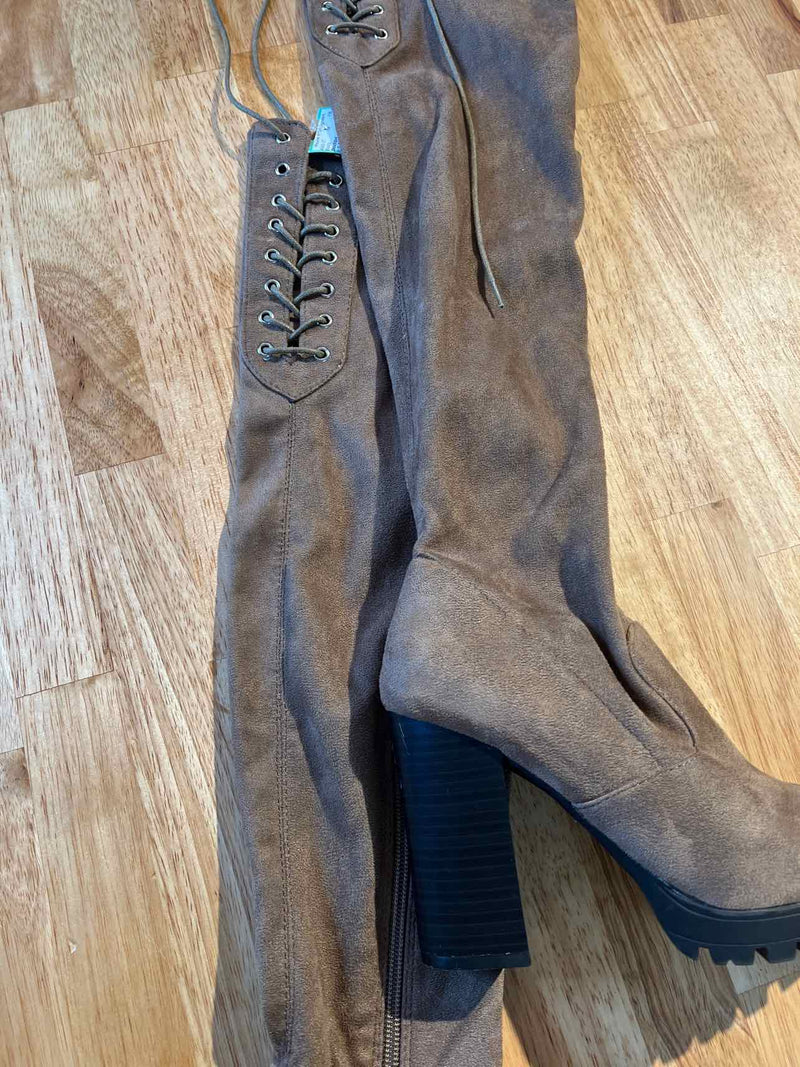 6.5 Boutique Boots