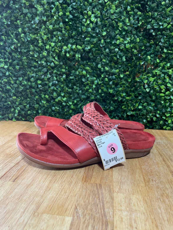 Shoe Size 9 Bare Traps Sandals