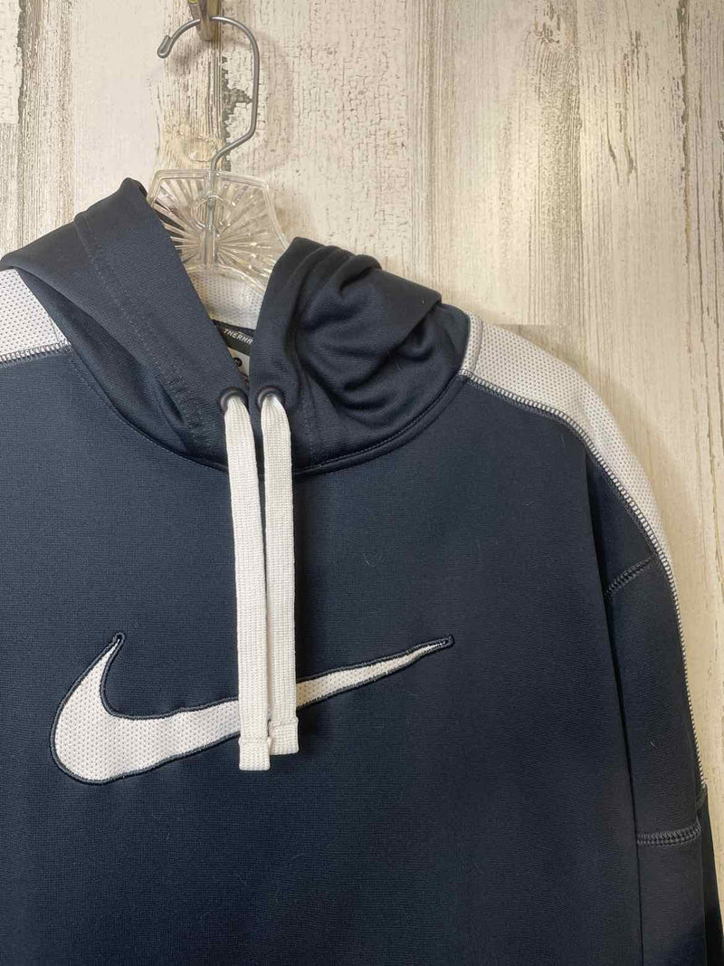 Size M Nike Hoodie