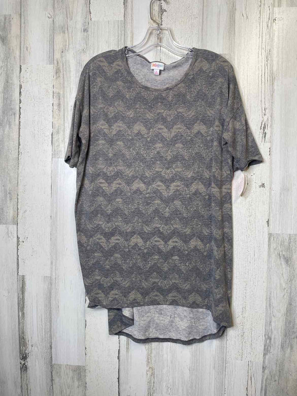 Lularoe Size S Shirt