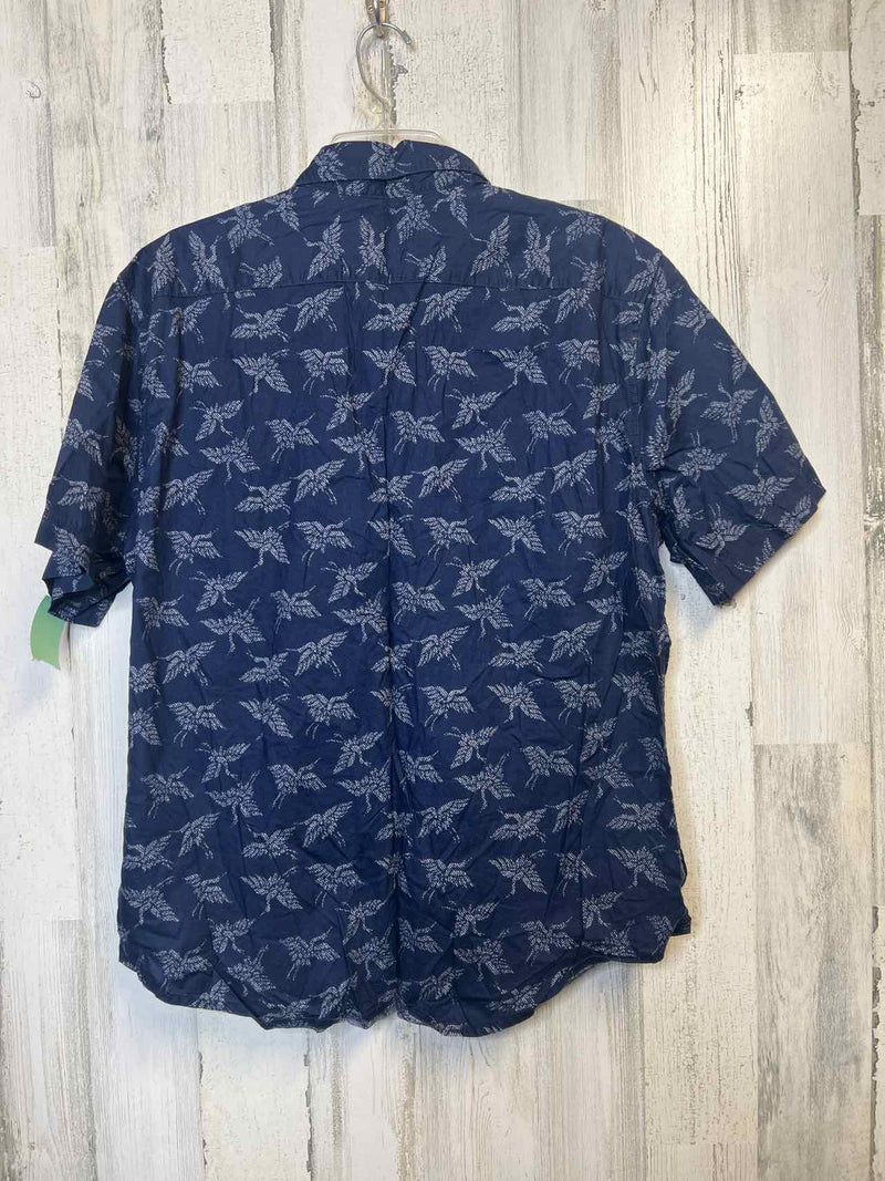 Size L Dockers Shirt