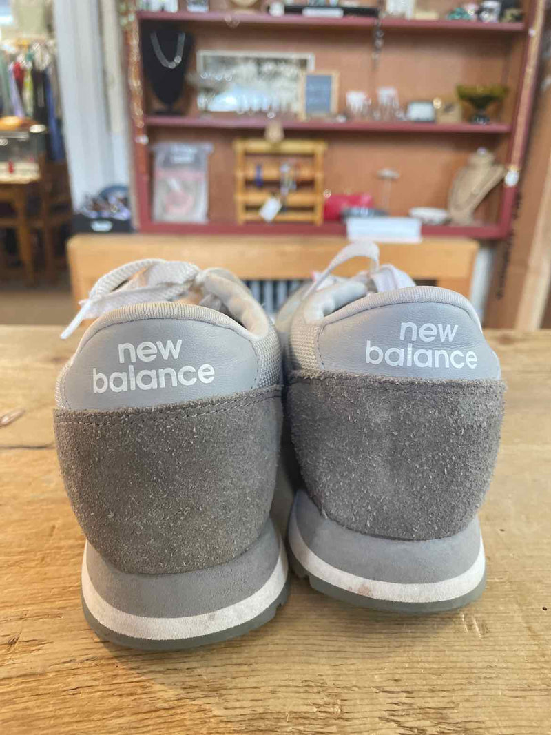 Shoe Size 9 New Balance Sneakers