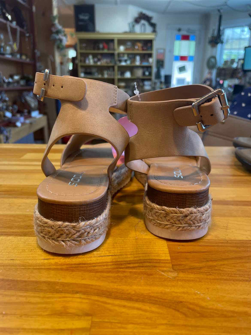 Shoe Size 4.5 Soda Sandals