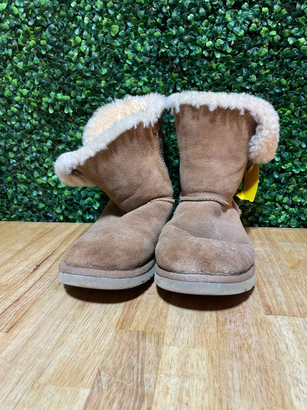 Shoe Size 6 UGG Boots