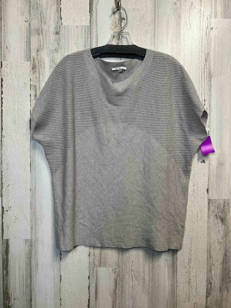 Boutique Size XL Shirt