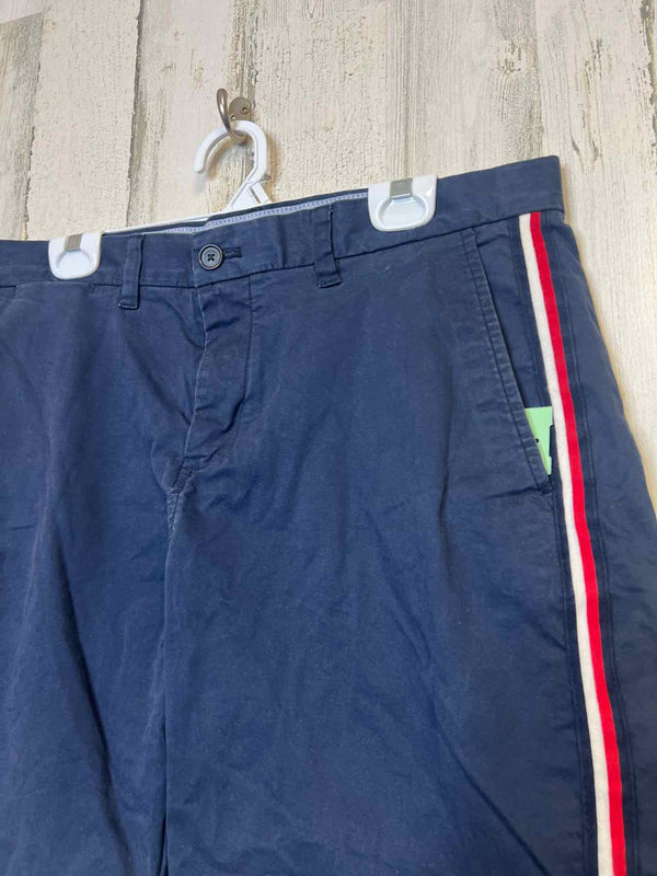 Size 34 Tommy Hilfiger Shorts