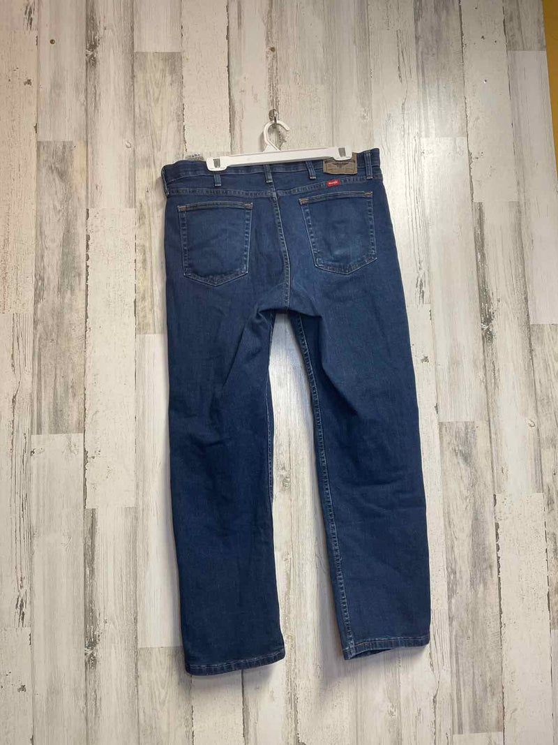 Size 36/29 Wrangler Pants