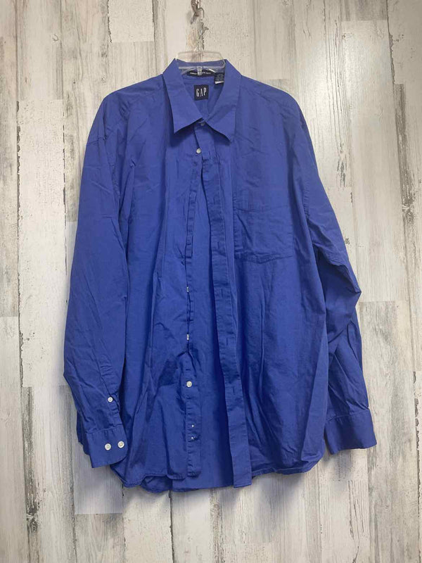 Size XXL GAP Shirt