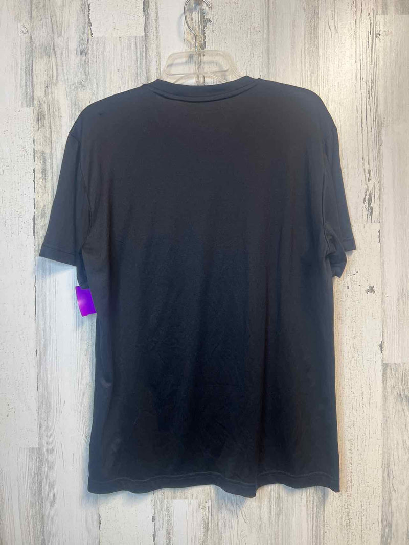 Size M reebok Shirt
