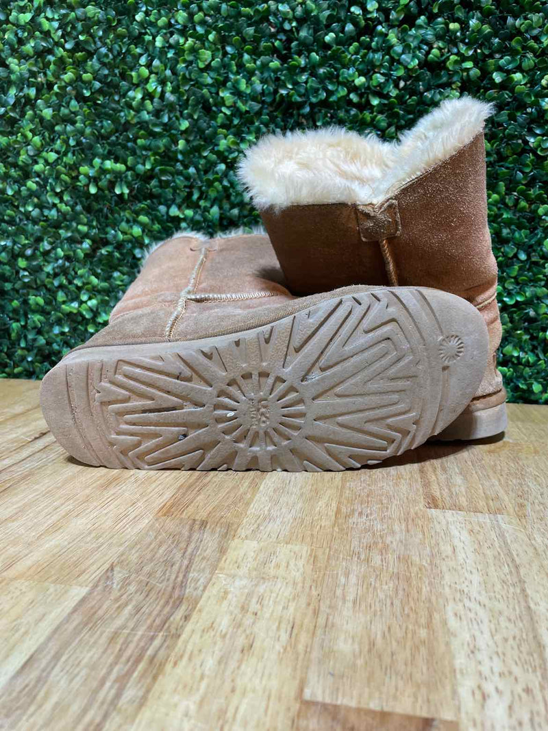 Shoe Size 6 UGG Boots