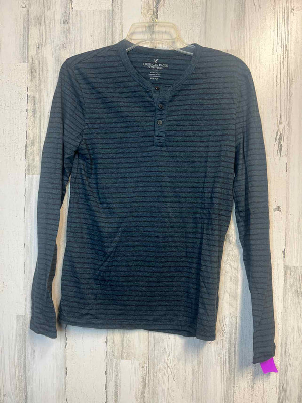Size S American Eagle Shirt