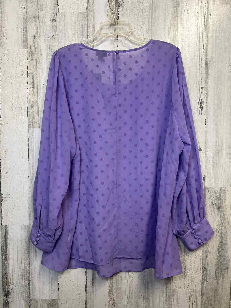 Torrid Size 2X Shirt