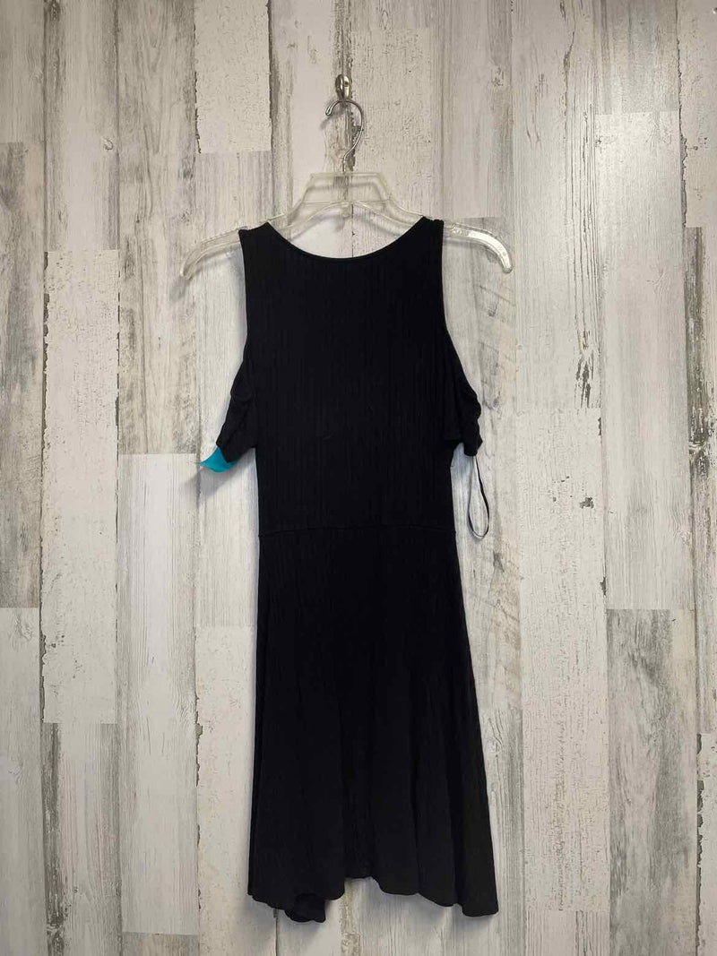 Size M One Clothing Dress