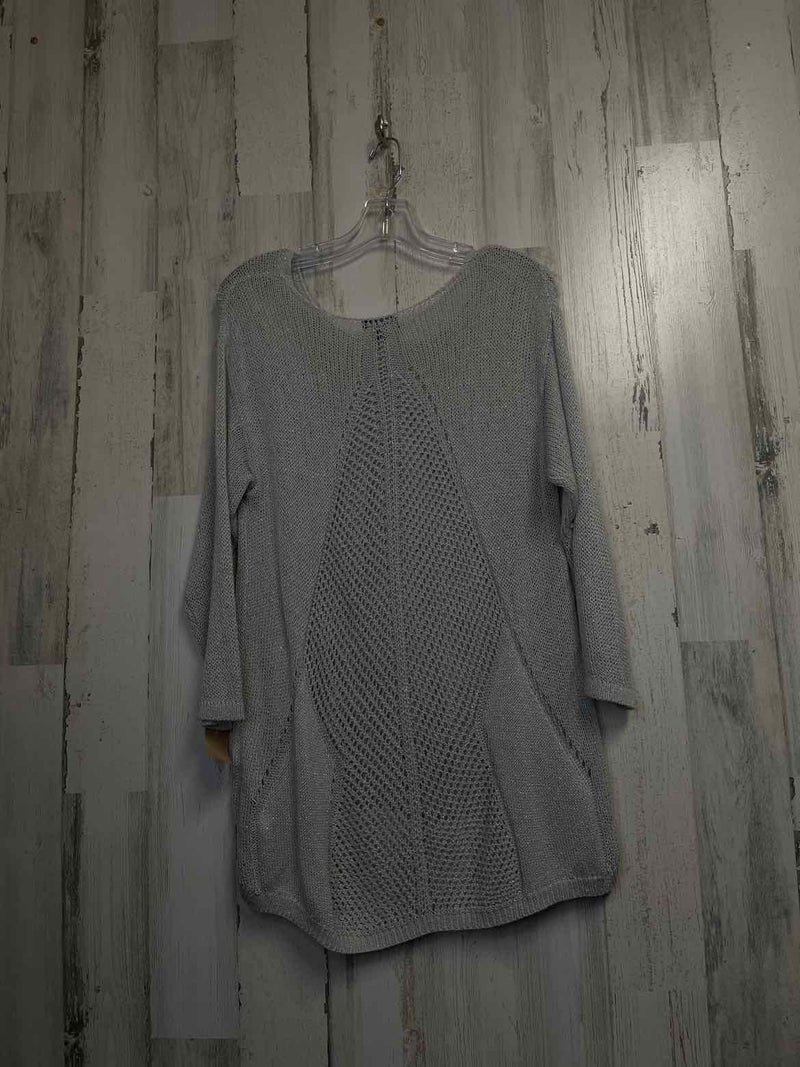 Apt. 9 Size XL Shirt