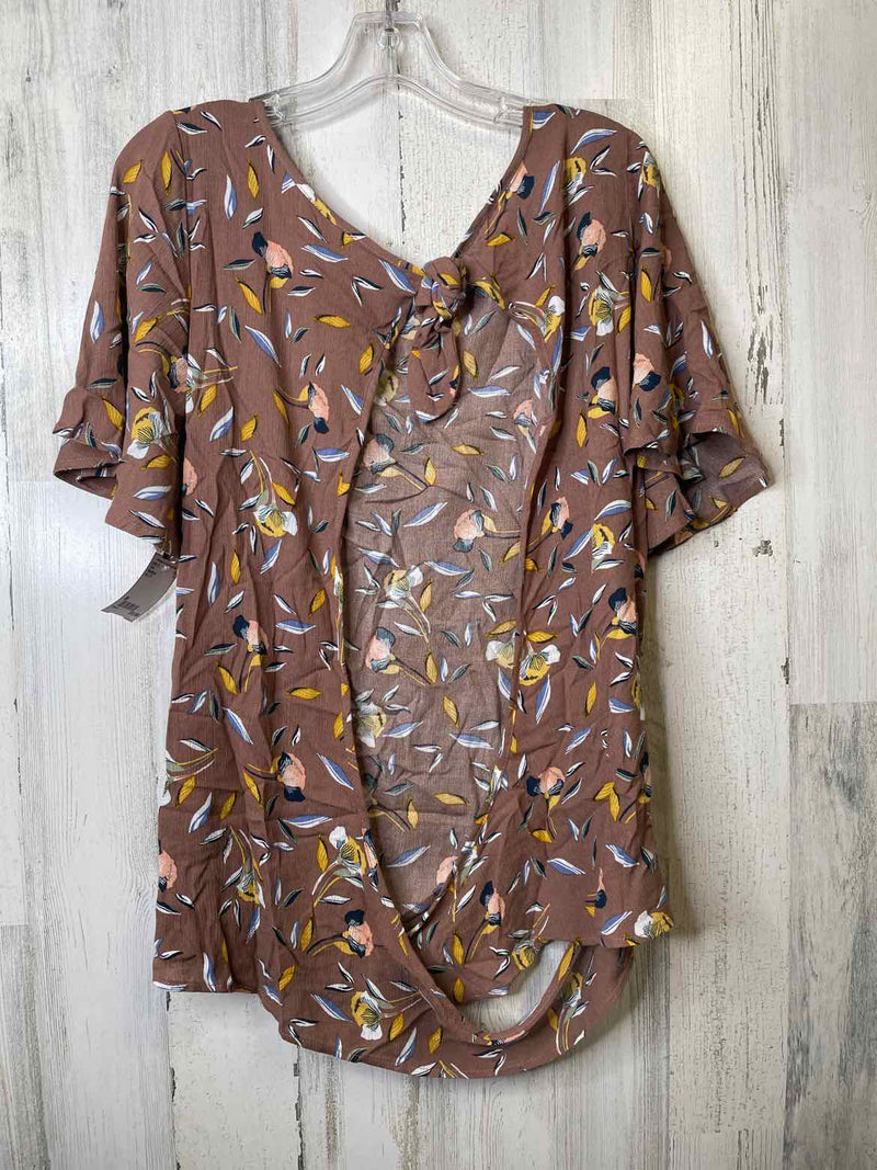 Boutique Size M Shirt