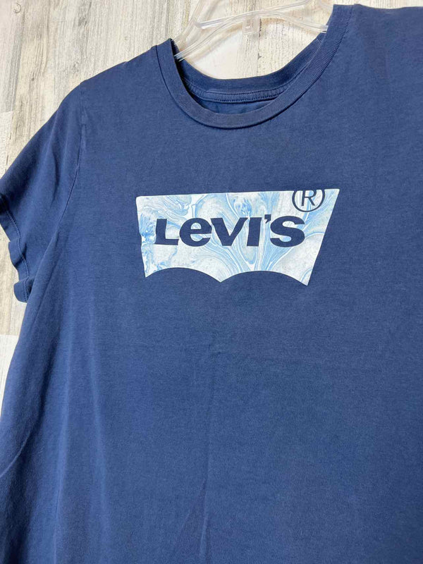 Levi Strauss & Co. Size XL Shirt