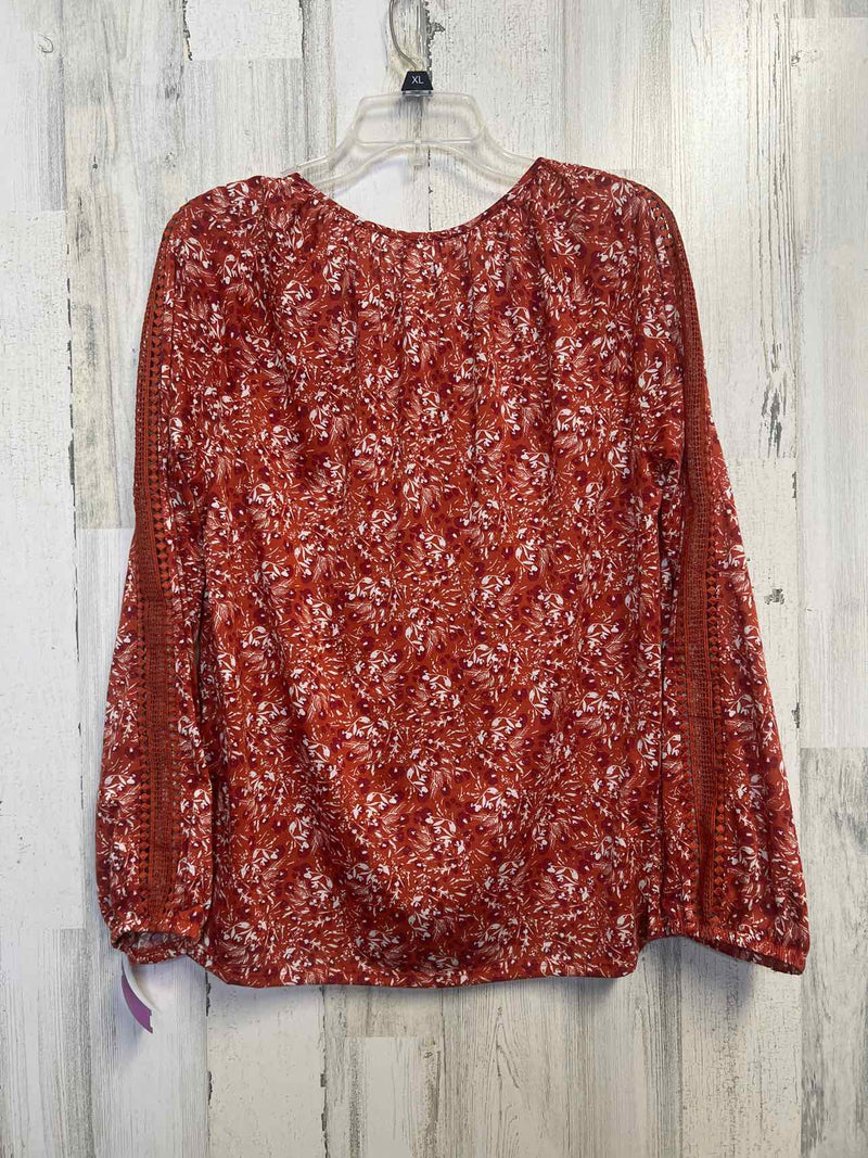 St. John's Bay Size L Shirt