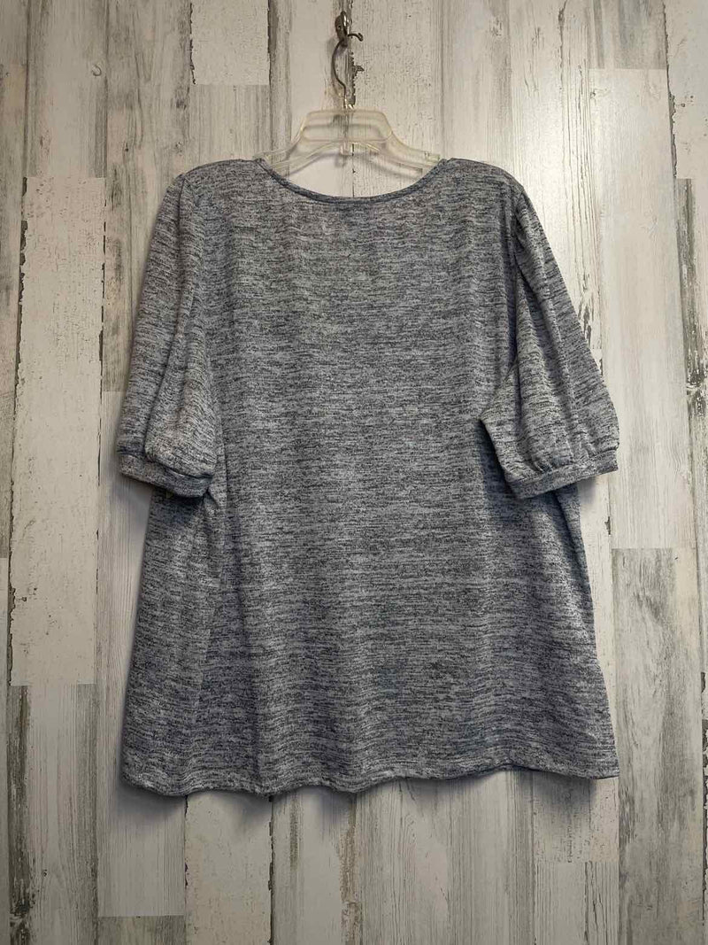 Olivia Blu Size 3X Shirt