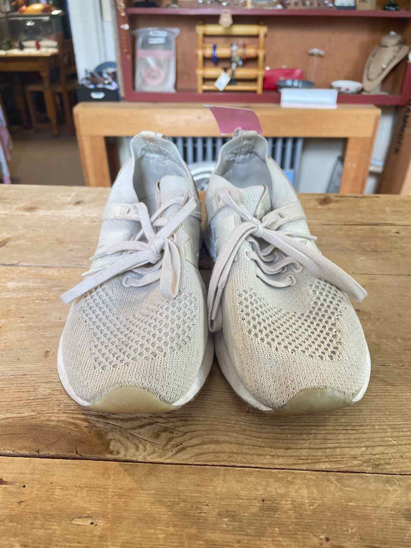 Shoe Size 8 New Balance Sneakers