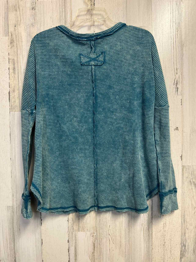 Zenana Outfitters Size S/M Shirt