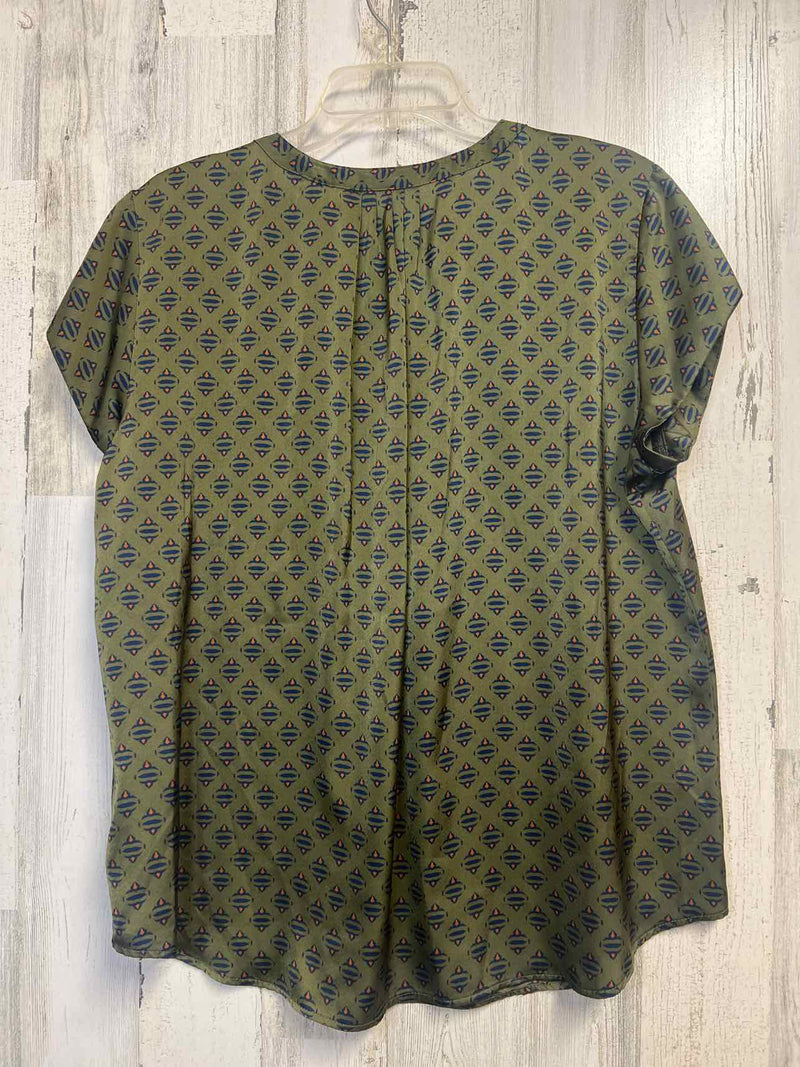 Liz Claiborne Size XL Shirt