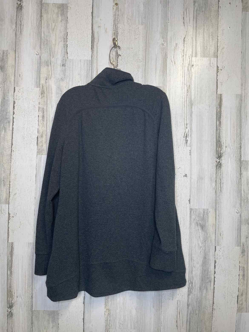 Avia Size XL Sweater