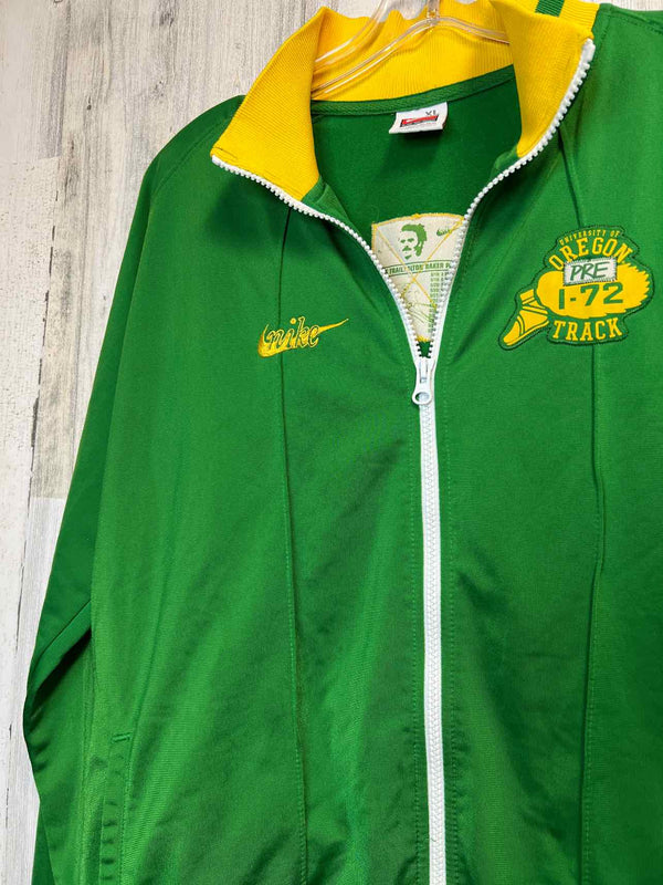 Nike Size XL Sweater