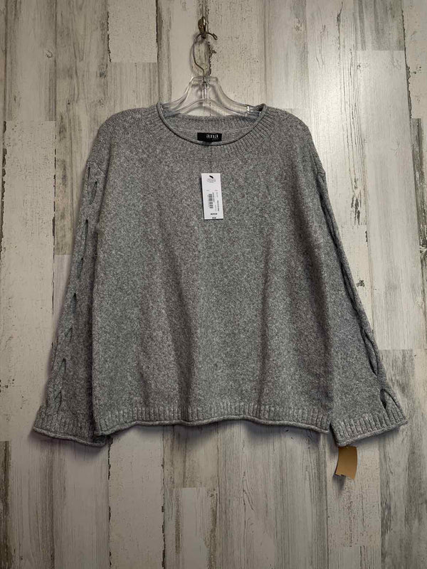 A.N.A. Size M Sweater