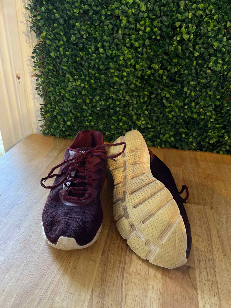 Shoe Size 10 FILA Sneakers
