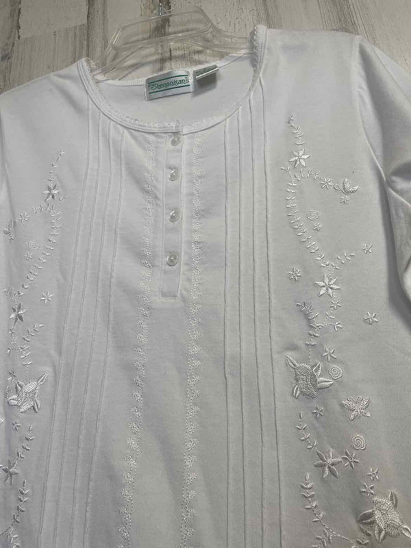 Boutique Size M Shirt