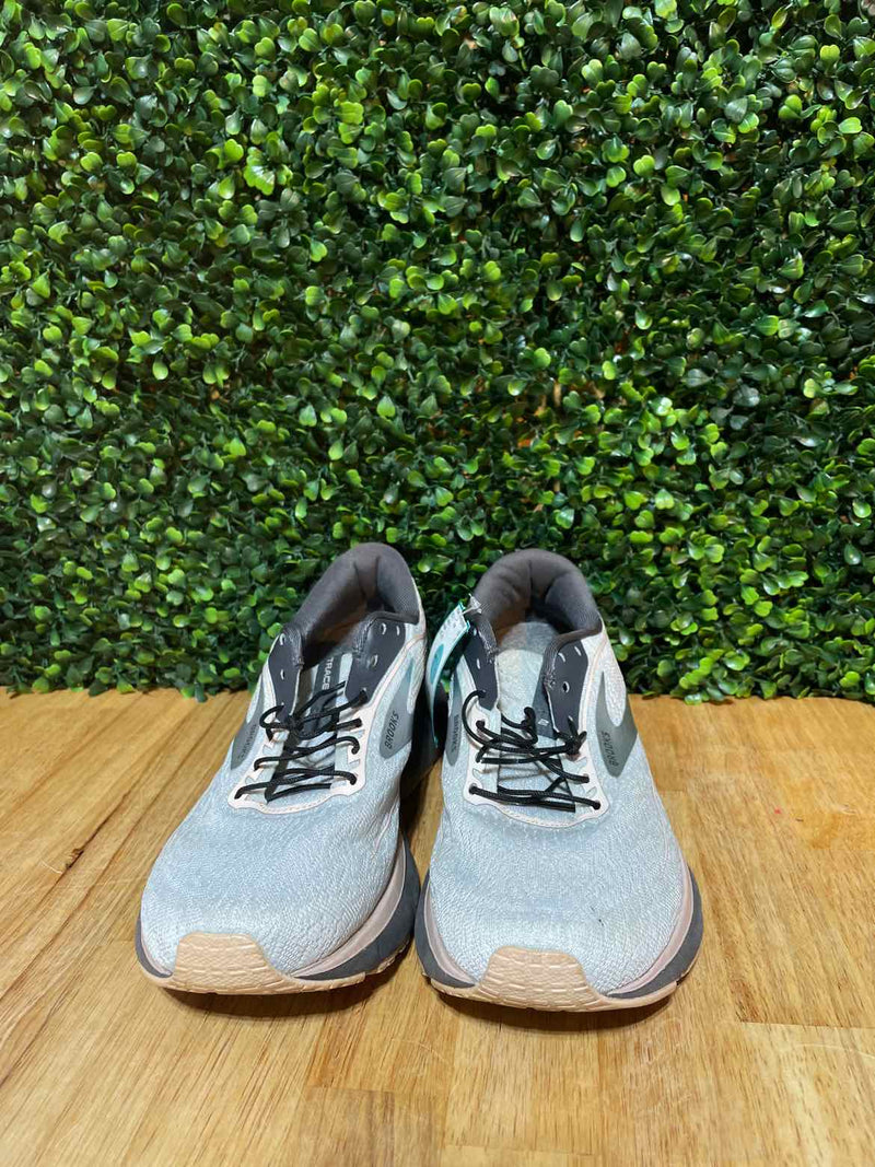 Shoe Size 7.5 Brooks Sneakers