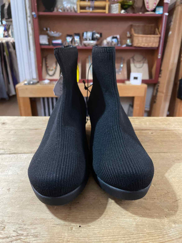 Shoe Size 7.5 East 5th Shoes