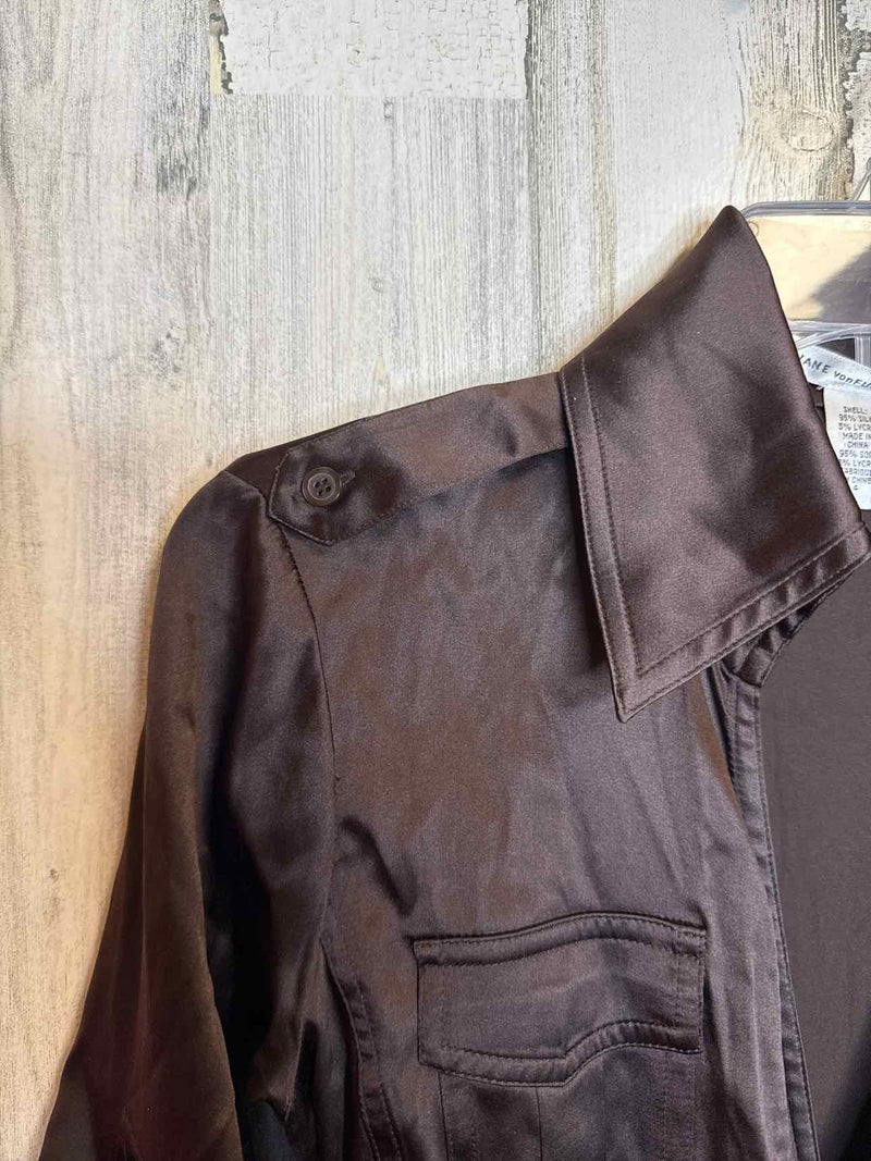 Diane Von Furstenberg Size 4 Shirt