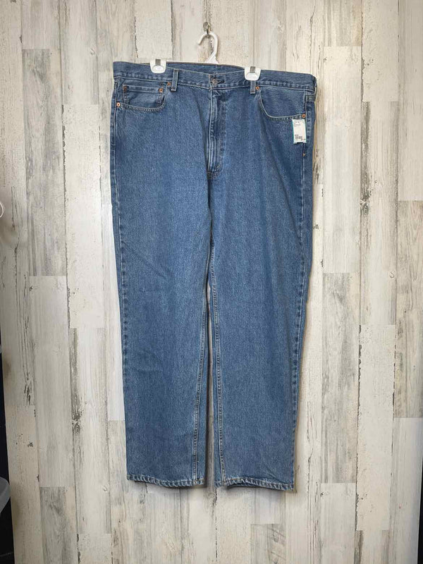 Size 42/32 Levi Strauss & Co. Jeans