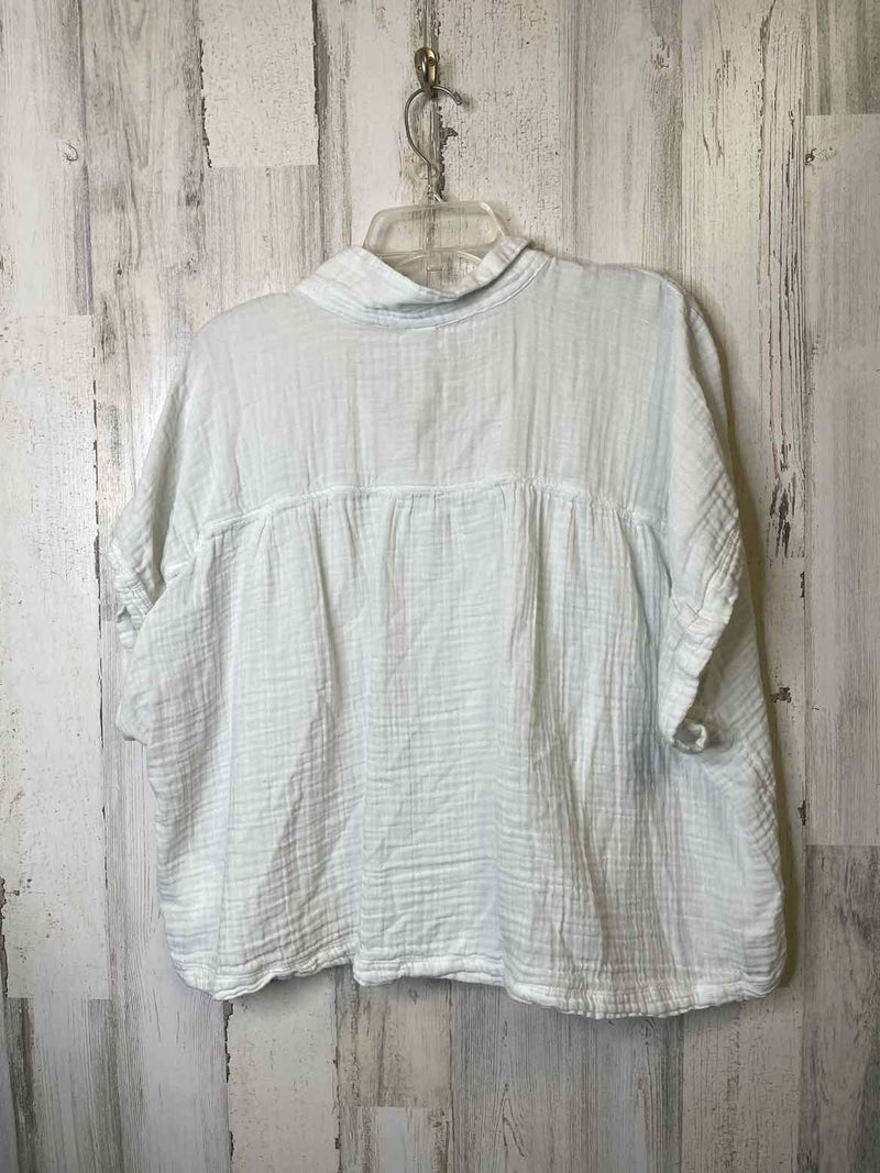 Old Navy Size XXL Shirt