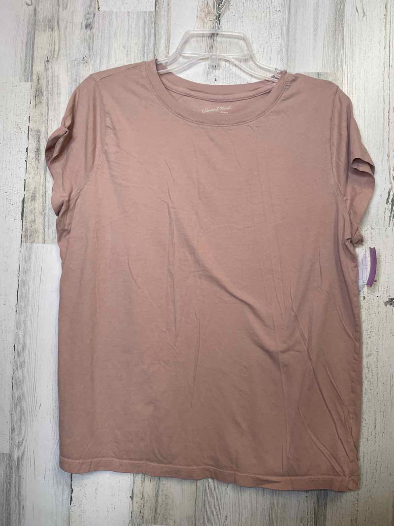 Universal Thread Size XL Shirt